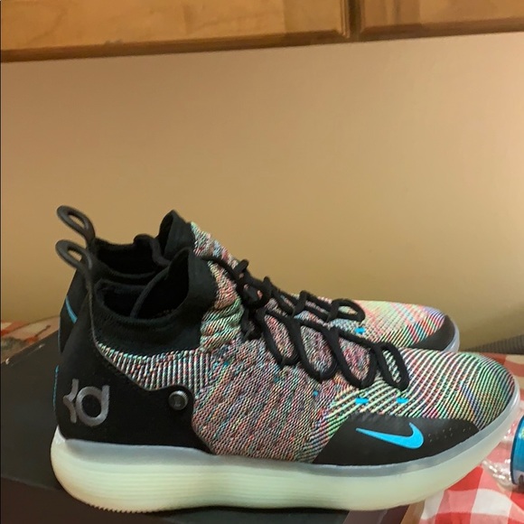 kd 11 multicolor